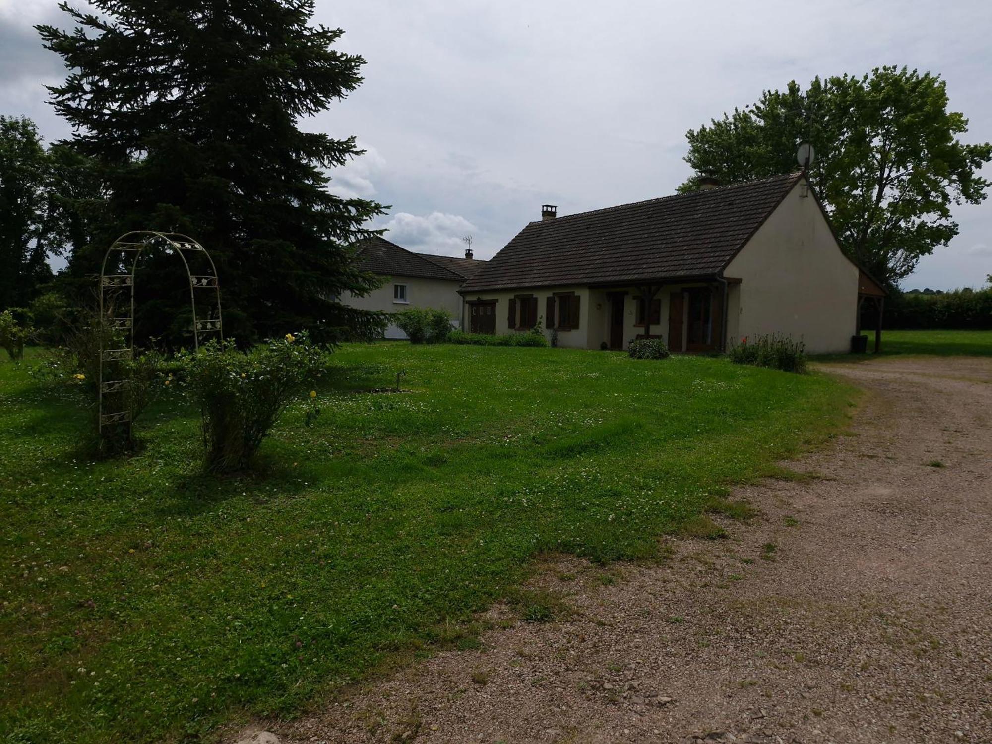 Chez Berthe Villa Brinon-sur-Beuvron Kültér fotó